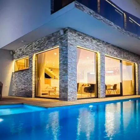Holiday home Stylish Sunrise Uakz 5 Bedroom Rogoznica (Sibenik-Knin)